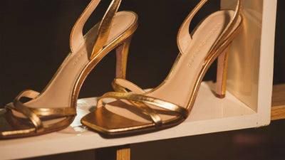 Stylish high-heel sandasl for women in golden color, by Studio 504..